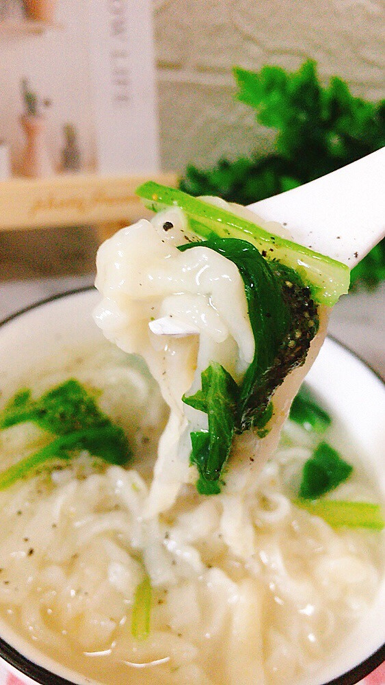 小白菜手擀面的做法