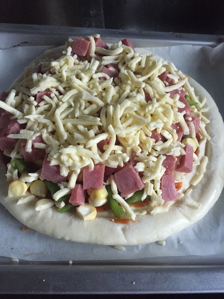 简单的黑椒鸡腿肉披萨的做法图解10
