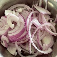 圆葱炒牛肉的做法图解1