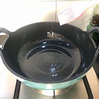 珐琅锅版的广式腊味煲仔饭的做法图解4