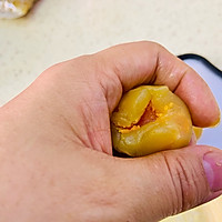 快手版蛋黄莲蓉酥的做法图解4