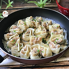 冰花虾仁大馄饨