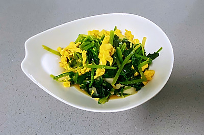 【孕妇食谱】菠菜炒鸡蛋，多做一步，鸡蛋滑嫩，菠菜翠绿不涩口