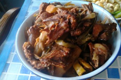 东北笋干豆角烧鸡