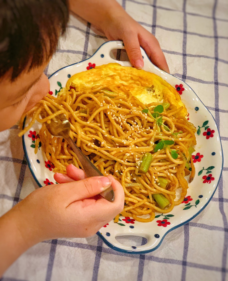 咖喱炒素意面的做法