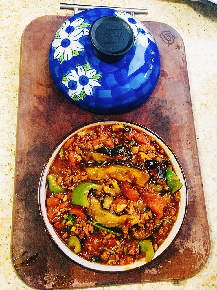 饭扫光的私家秘诀汁肉沫茄子煲的做法