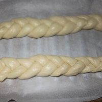 奶酥粒儿辫子面包的做法图解11