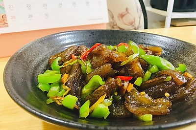 双椒红薯蕨粑