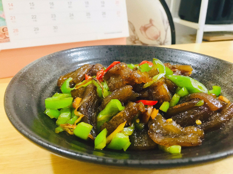 双椒红薯蕨粑的做法