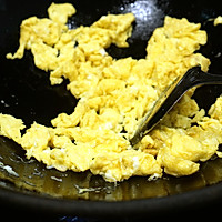 【青椒炒鸡蛋】的做法图解5