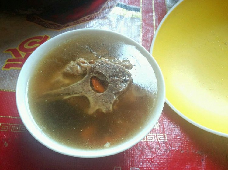 肉骨头茶树菇，味道绝了的做法