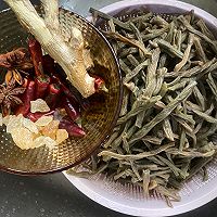 #味达美星厨X小厨中秋团圆宴#红烧肉焖干缸豆的做法图解3