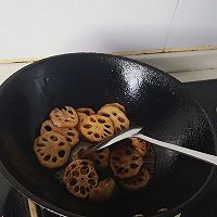 糖醋藕片的做法图解5