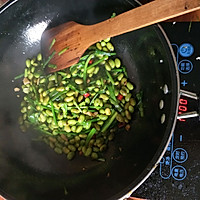 毛豆炒韭菜的做法图解6