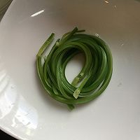 凉拌蒜苔#“宴”遇灵山，拈花品素#的做法图解5