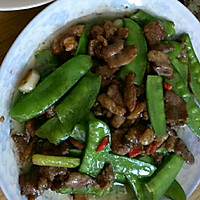 鸭肉炒荷兰豆的做法图解1