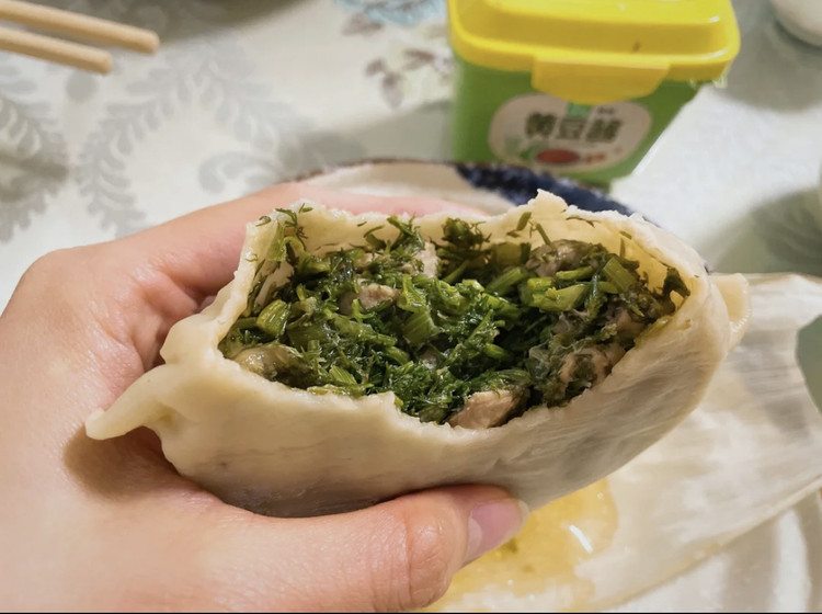 一口爆汁的烫面茴香包子的做法
