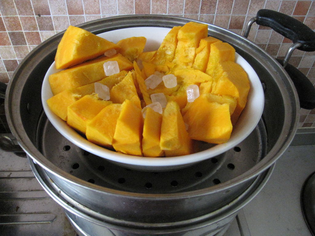 这个季节要多吃瓜，教你干贝蒸丝瓜家常做法，鲜香下饭_哔哩哔哩_bilibili