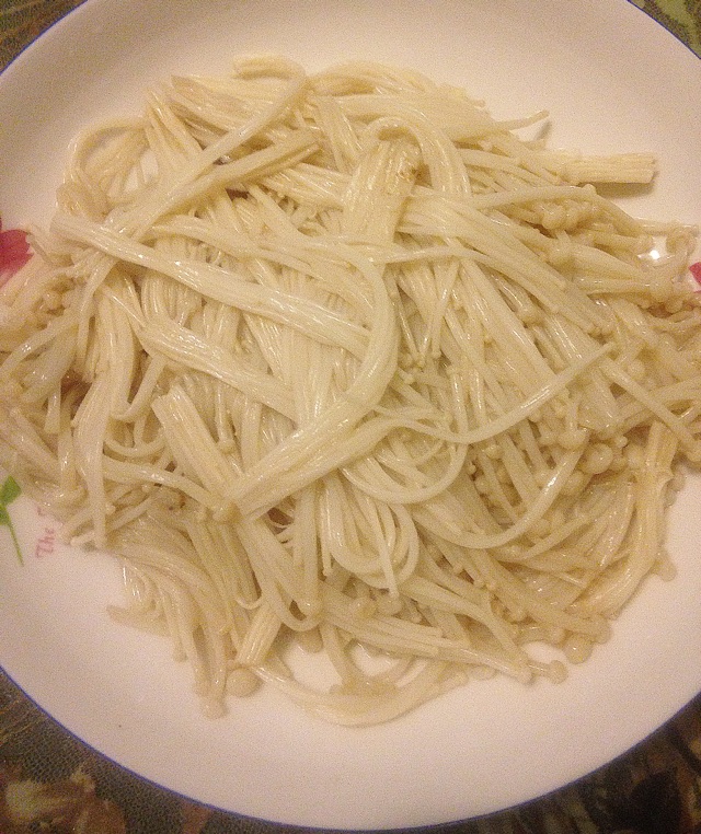 肉末蒜蓉蒸金针菇的做法图解4