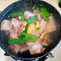 #下饭红烧菜#东北排骨炖豆角的做法图解2