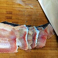 酸菜鱼的做法图解2