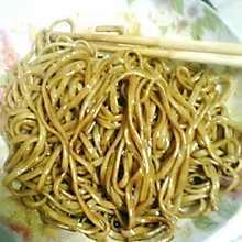 【楠楠】超简单又美味酱拌面