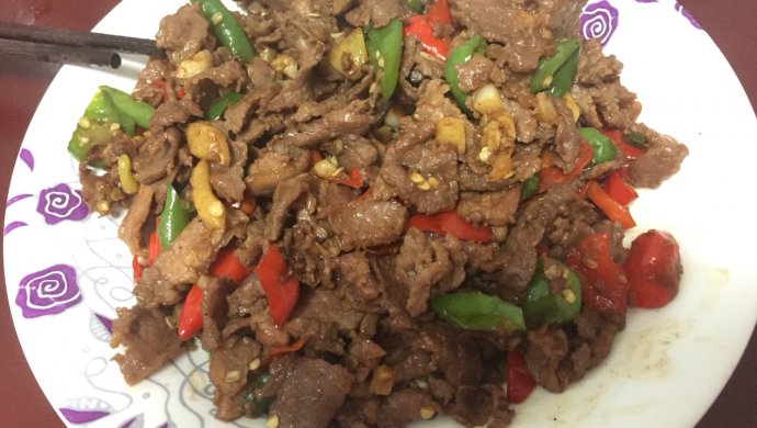 小炒黄牛肉