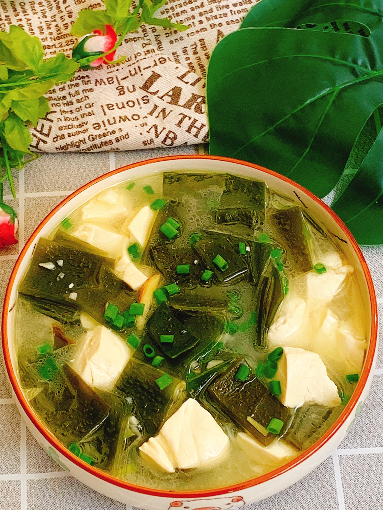 海带豆腐汤的做法_【图解】海带豆腐汤怎么做如何做好吃_海带豆腐汤家常做法大全_h沐浴阳光h_豆果美食