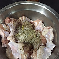 香酥炸鸡腿的做法图解3