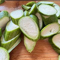 减脂餐丝瓜炒蛋的做法图解2