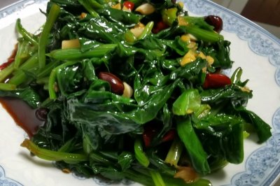 果仁菠菜