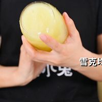 油柑津津茶的做法，【暴小兔茶饮】免费奶茶教程的做法图解12