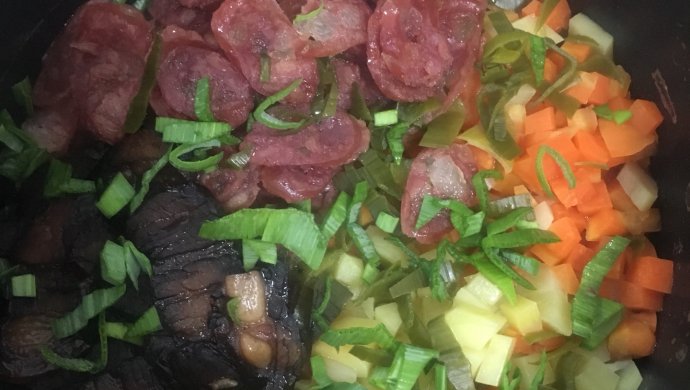 双拼腊味饭