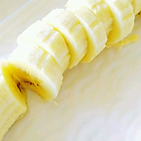 香蕉火龙果饮#膳魔师夏日魔法甜品#的做法图解2