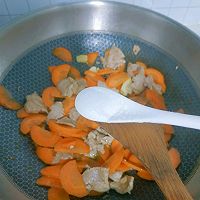#米饭最强CP#胡萝卜炒肉的做法图解7