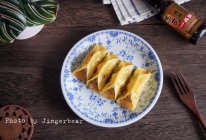#不容错过的鲜美滋味#美味又快手的藕丁猪肉虾仁锅贴的做法