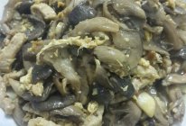 蘑菇炒肉丝的做法
