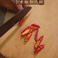 木耳烧豆腐的做法图解2