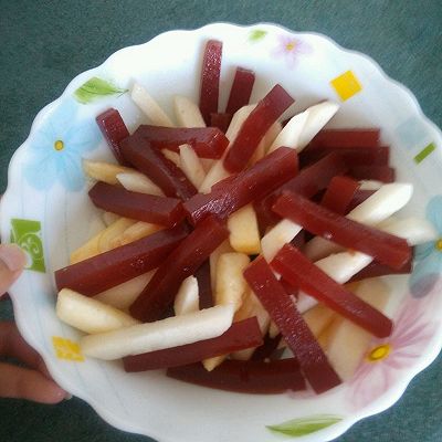 开胃凉菜雪梨山楂恋