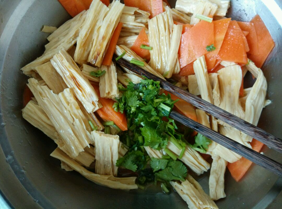 腐竹怎样做才能更好吃？