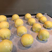 蛋黄酥的做法图解20