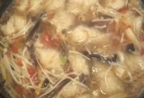 番茄菌菇巴沙鱼汤的做法
