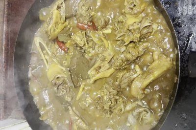 外出创业兄弟餐之稚姜啤酒鸭