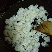 泡菜肥牛炒饭的做法图解3