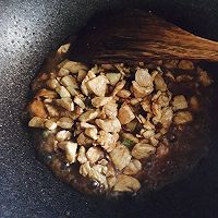 芹菜小炒肉#舌尖上的外婆香#的做法图解4