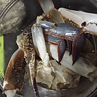 梭子蟹炒年糕的做法图解1