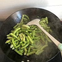 快手菜 豆角烧肉的做法图解5