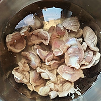 炖鸡胗的做法图解1