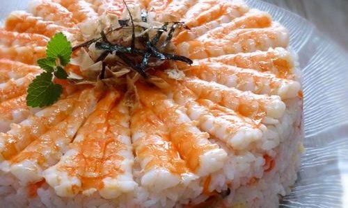 鲜虾寿司蛋糕	的做法