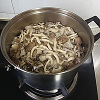 菌菇炒肉片的做法图解4